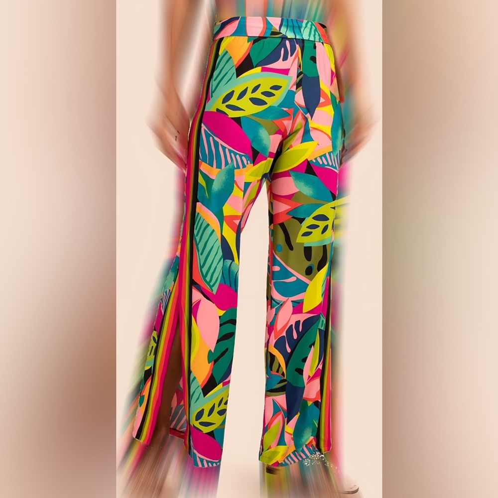 NWT Trina Turk Rainforest Resort Wear Coverup Swim Pants, L